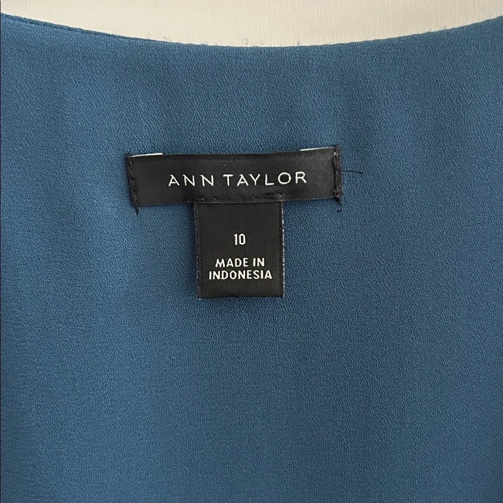 Ann Taylor Geo Chiffon Wrap Dress - Picture 7 of 8